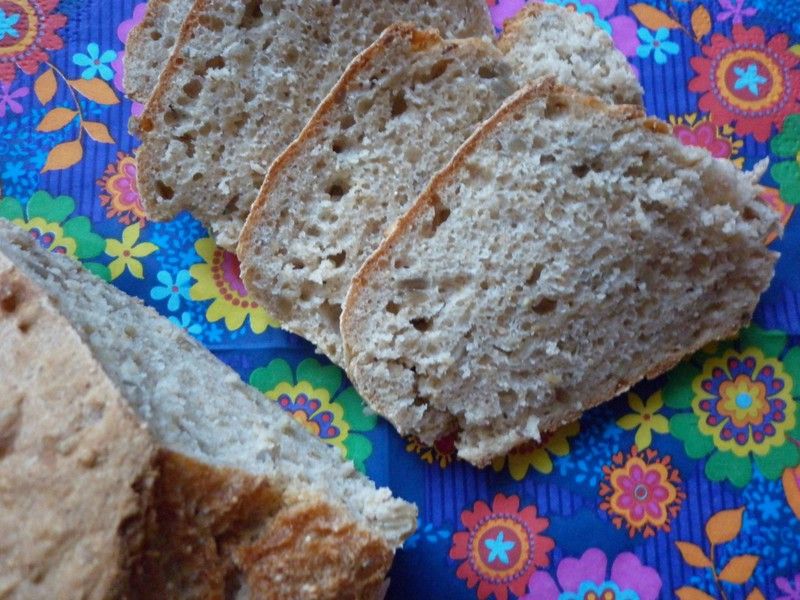 Chlebek żytnio - orkiszowy na maślance Chlebek żytnio - orkiszowy na maślance