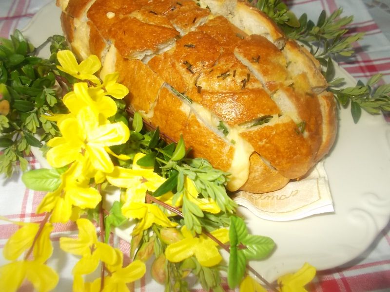 Chlebuś z niespodzianką Chlebuś z niespodzianką