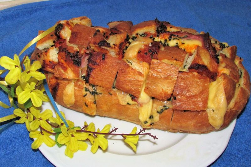 Chlebuś z niespodzianką