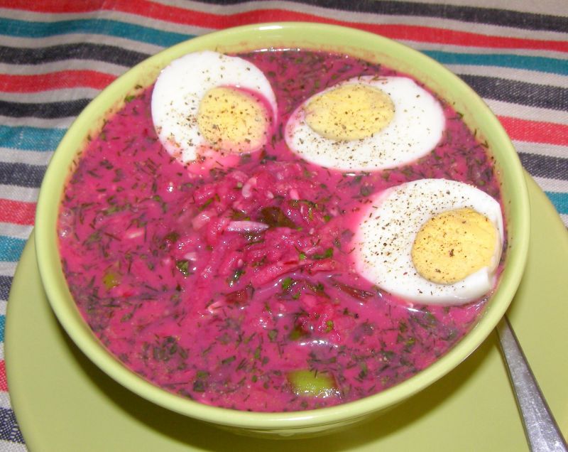 Chłodnik buraczkowy z jajkiem