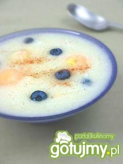 Chłodnik melonowy z borówkami