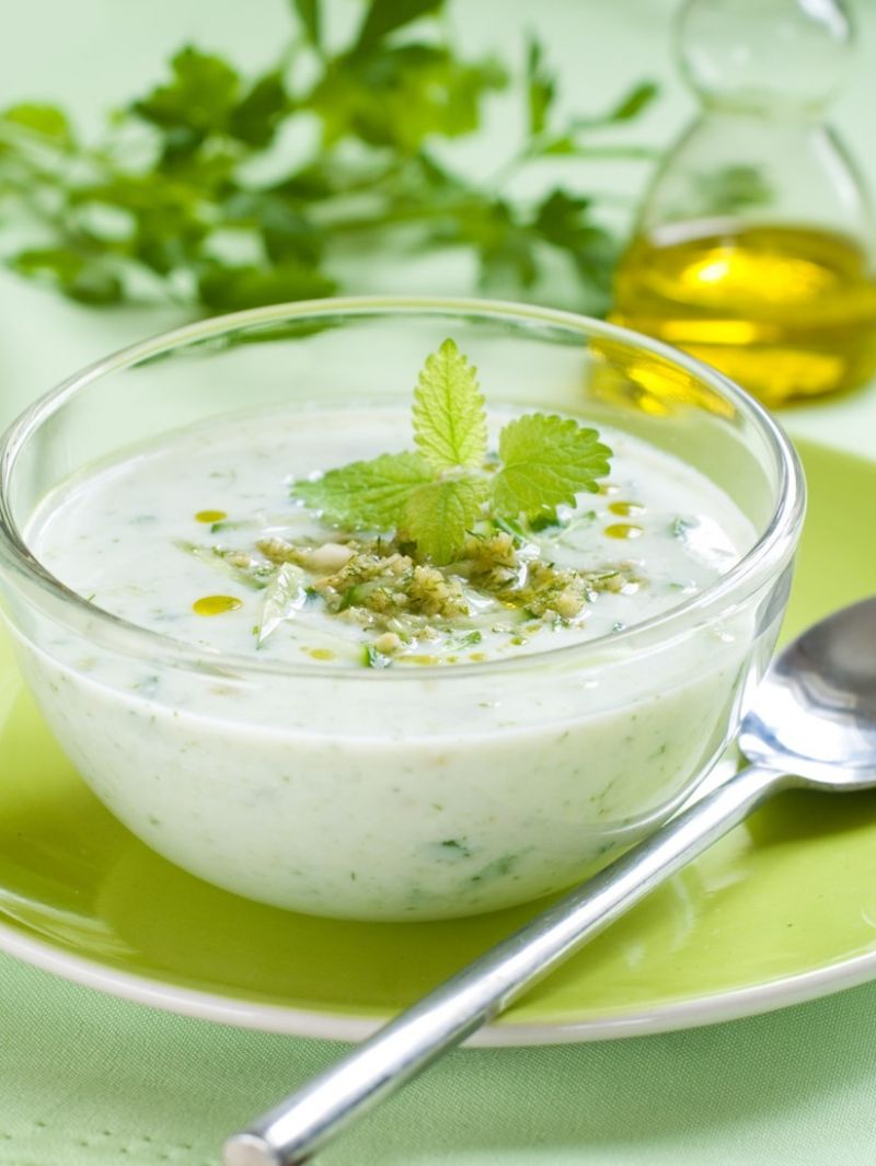 Chłodnik ogórkowo-miętowy Chłodnik ogórkowo-miętowy