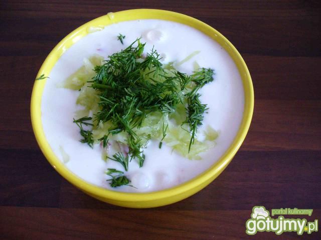 Chłodnik pomidorowy z jajkiem 