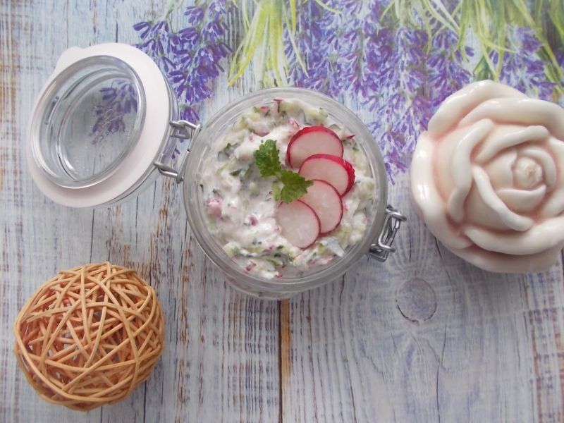 Chłodnik rzodkiewkowo-ogórkowy Chłodnik rzodkiewkowo-ogórkowy