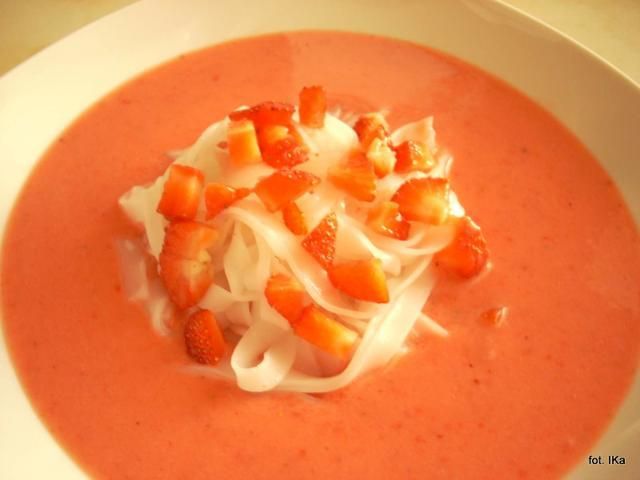 Chłodnik truskawkowy  Chłodnik truskawkowy