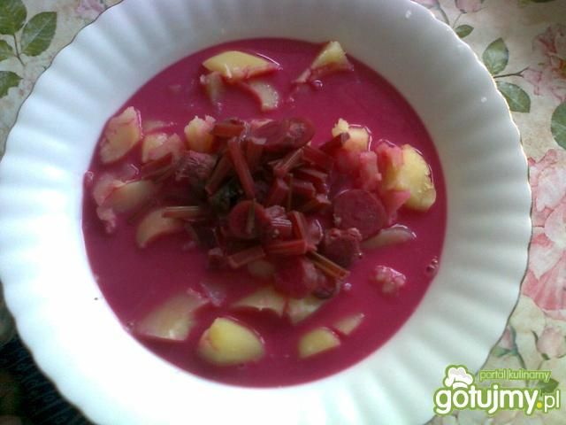 Chłodnik z botwinki z ziemniakami