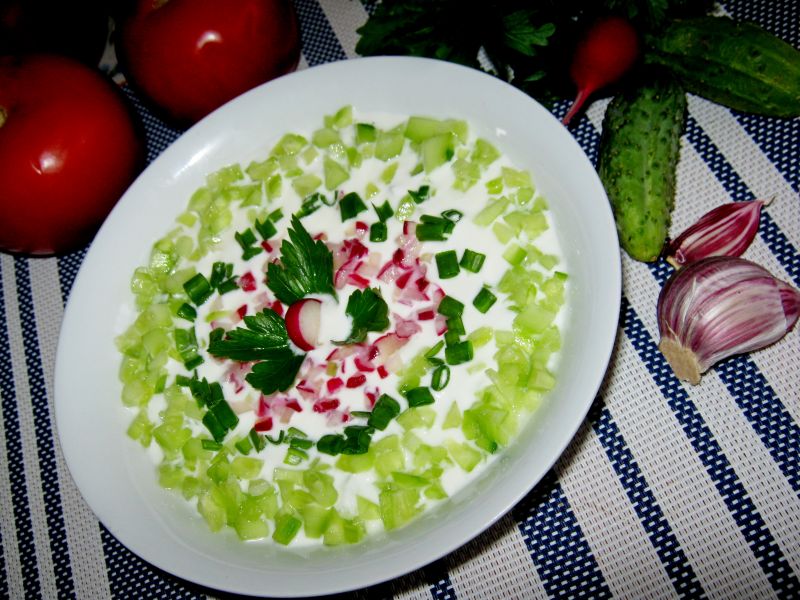 Chłodnik z czosnkowym smaczkiem