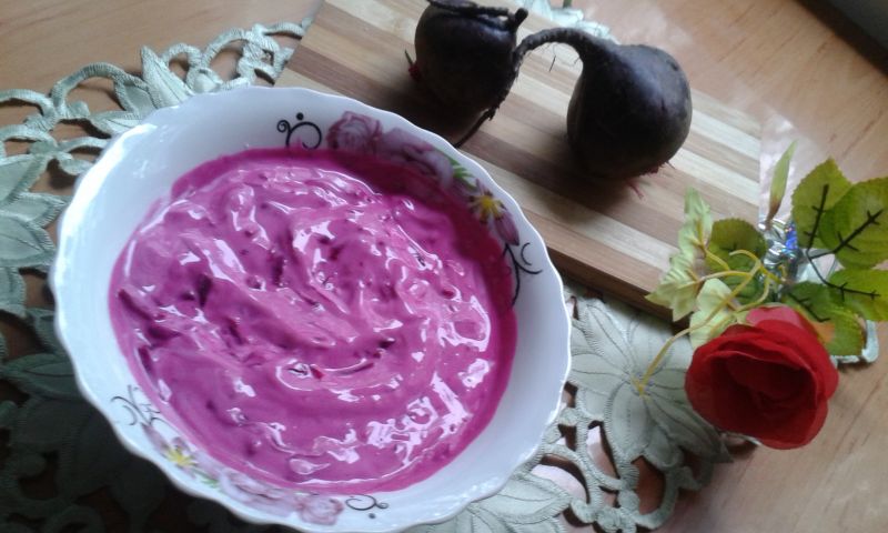 Chłodnik z gotowanych buraków