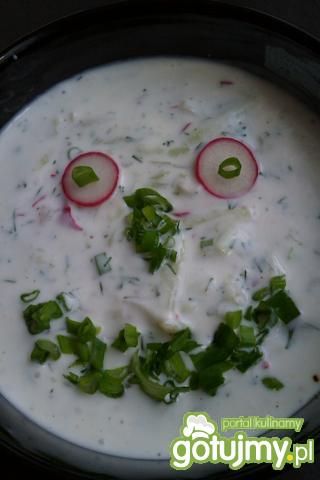 Chłodnik z ogórkiem i rzodkiewką Chłodnik z ogórkiem i rzodkiewką