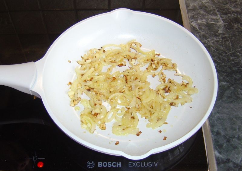 Chole, indyjskie curry z ciecierzycy