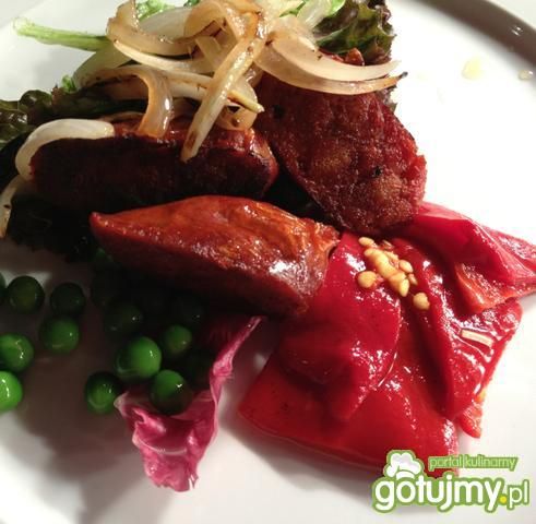 Chorizo z cebulką, hiszpańskie specjały Chorizo z cebulką, hiszpańskie specjały