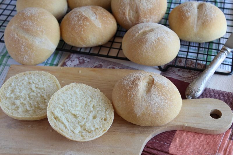 Chrupiące bułeczki pszenne Chrupiące bułeczki pszenne