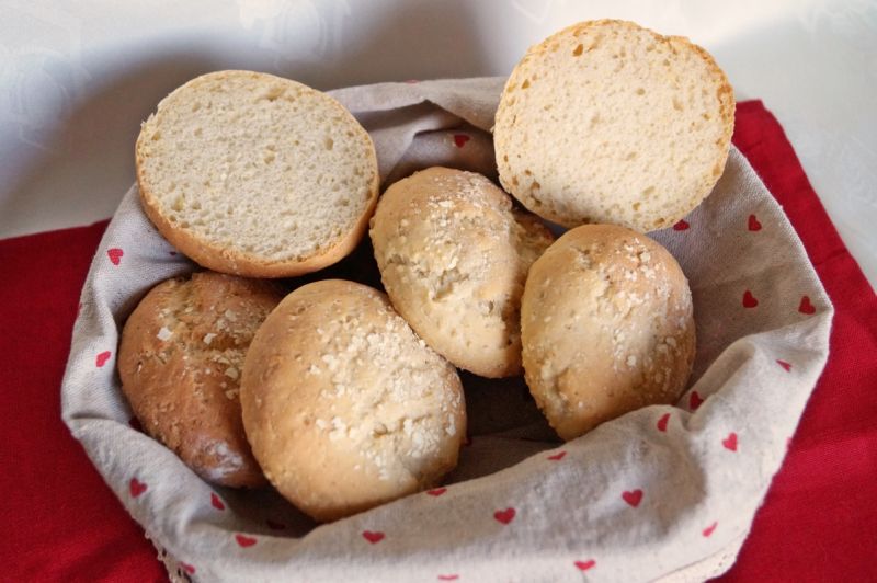 Chrupiące bułeczki z jaglanką Chrupiące bułeczki z jaglanką