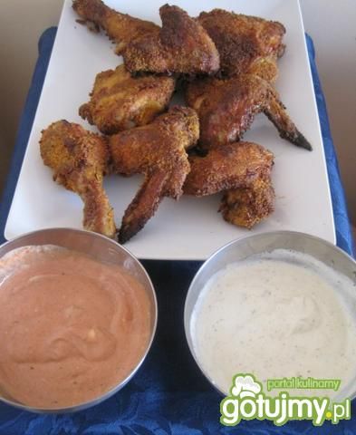 Chrupiące kąski kurczaka z dipami Chrupiące kąski kurczaka z dipami