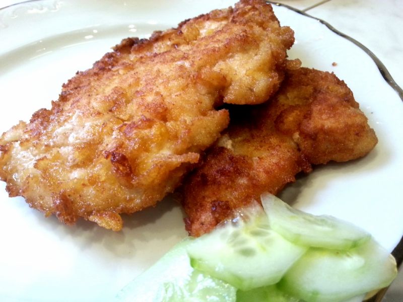 Chrupiący kurczak w panierce corn flakes  Chrupiący kurczak w panierce corn flakes