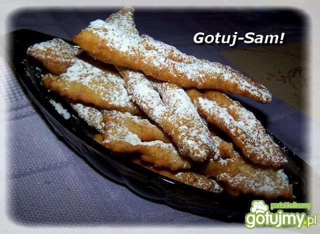 Chruścik orzechowy Chruścik orzechowy