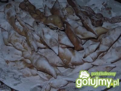 Chrust cynamonowy 3 Chrust cynamonowy 3