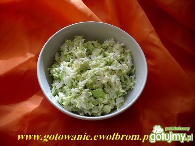 Chrzanowa surówka z pekinki Chrzanowa surówka z pekinki