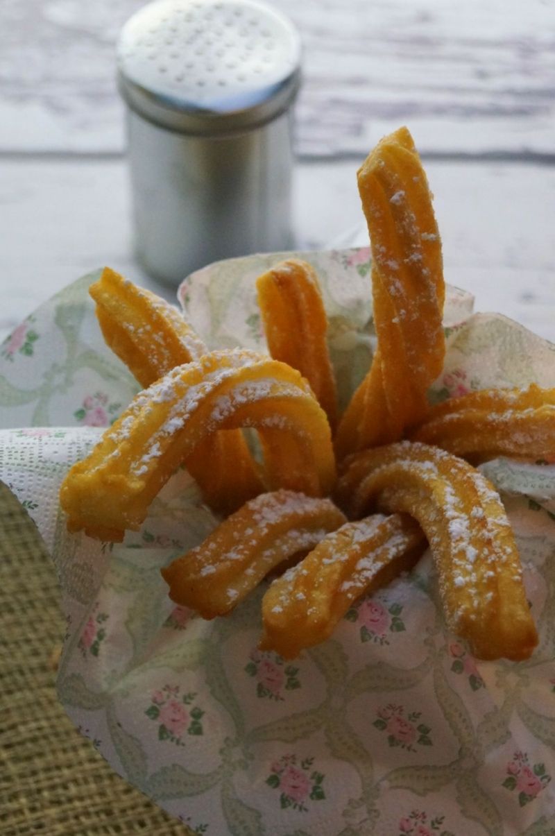 Churros, hiszpańskie pączki Churros, hiszpańskie pączki