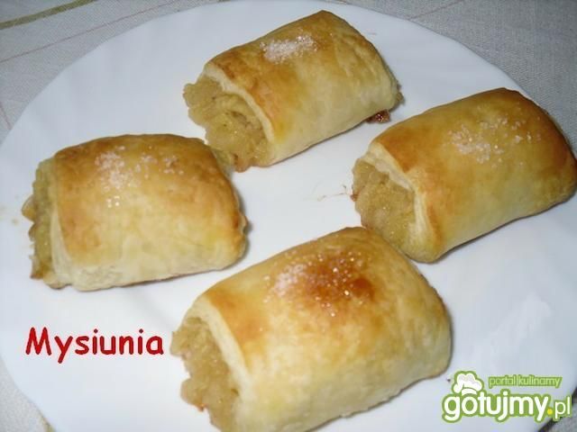 Ciasta francuskie z  jabłuszkiem