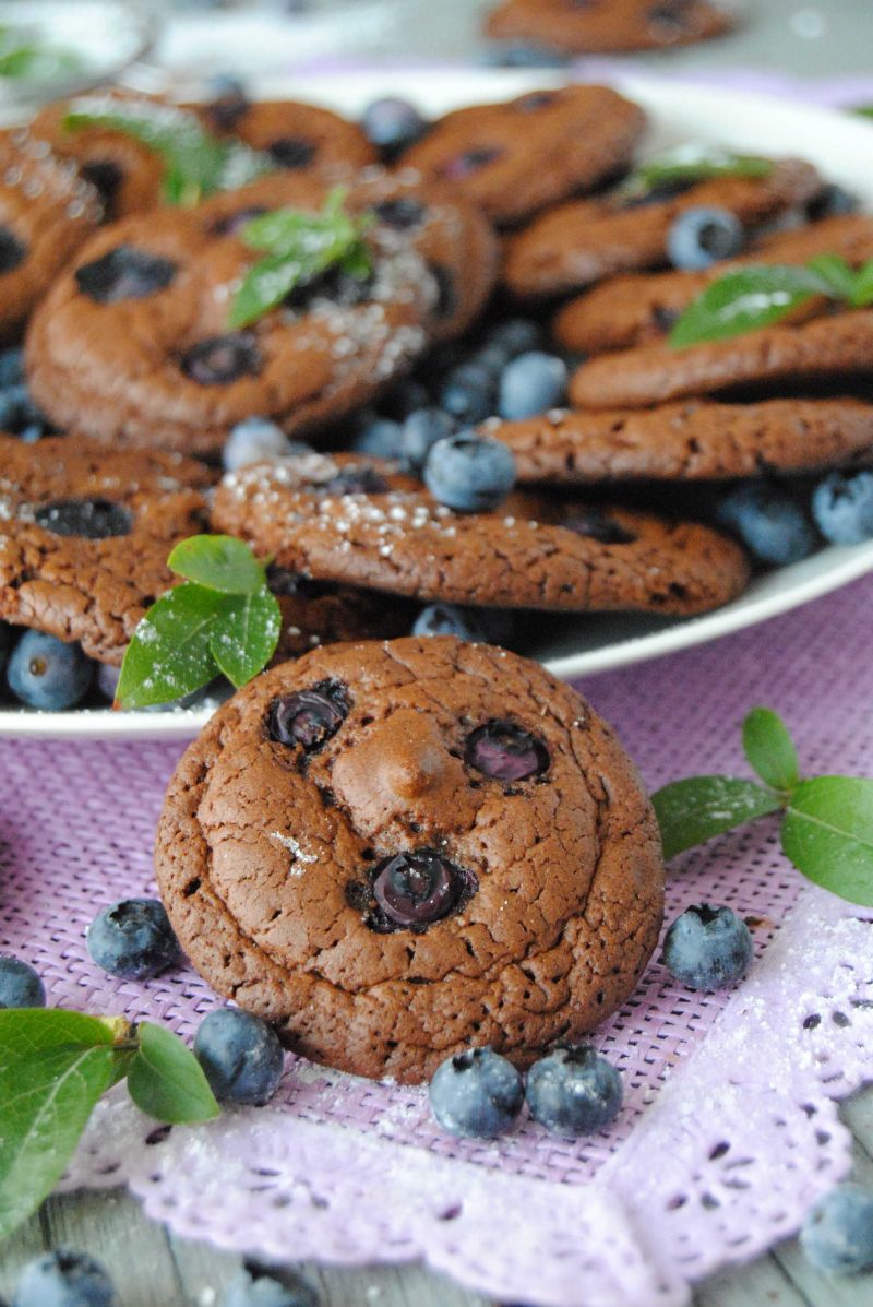 Ciasteczka brownies z borówkami