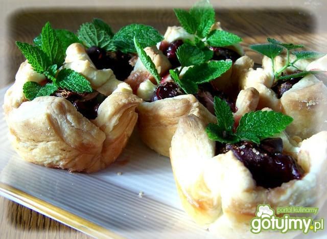 Ciasteczka francuskie z owocami