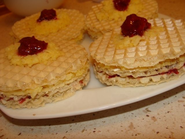 Ciasteczka kokosowo - wiśniowe na andrucie Ciasteczka kokosowo - wiśniowe na andrucie