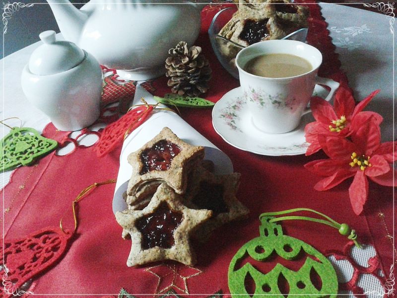 Ciasteczka makowe z dżemem śliwkowym Ciasteczka makowe z dżemem śliwkowym