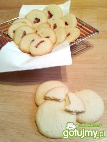 Ciasteczka migdałowe z dżemem Ciasteczka migdałowe z dżemem