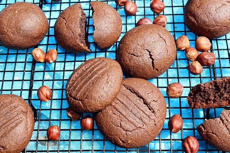 Ciasteczka Nutella (bez Nutelli, cukru i jajek) Ciasteczka Nutella (bez Nutelli, cukru i jajek)