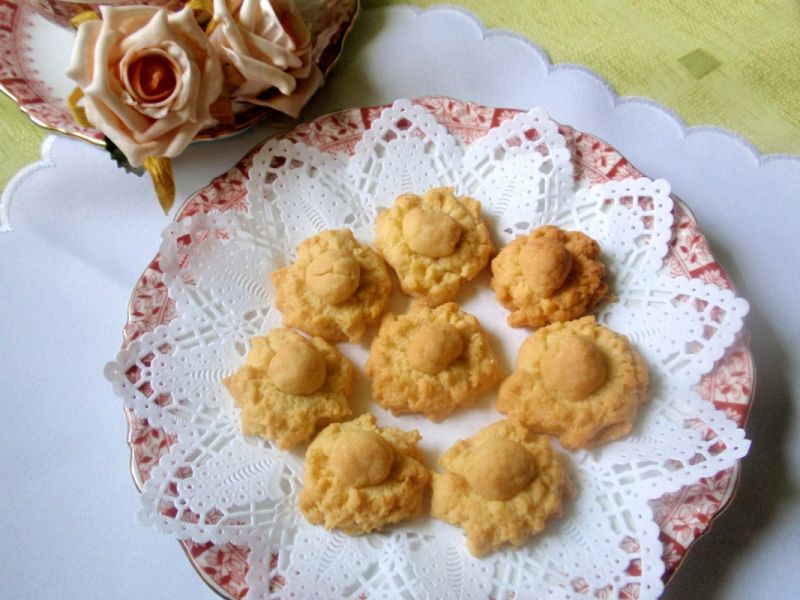 Ciasteczka okrągłe  z kuleczka