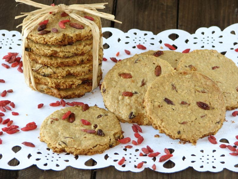 Ciasteczka owsiane z jagodami goji