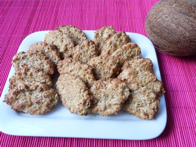 Ciasteczka owsiane z kokosem Ciasteczka owsiane z kokosem