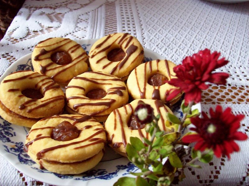 Ciasteczka sklejane z dziurką Ciasteczka sklejane z dziurką