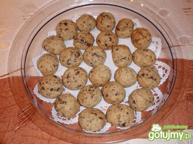 Ciasteczka z czekoladą i orzechami