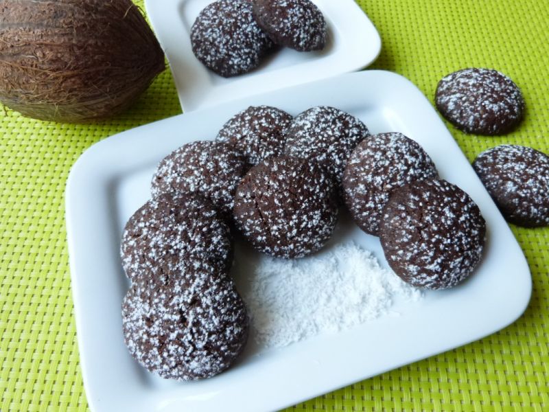 Ciasteczka z czekoladą i wiórkami kokosowymi