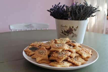 Ciasteczka z lukrem i posypką Ciasteczka z lukrem i posypką