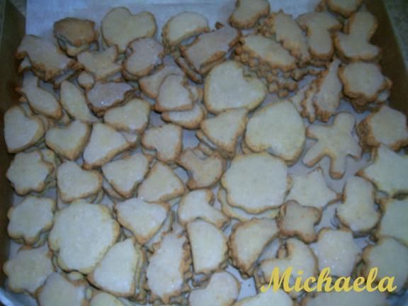 Ciasteczka z lukrem orzechowym