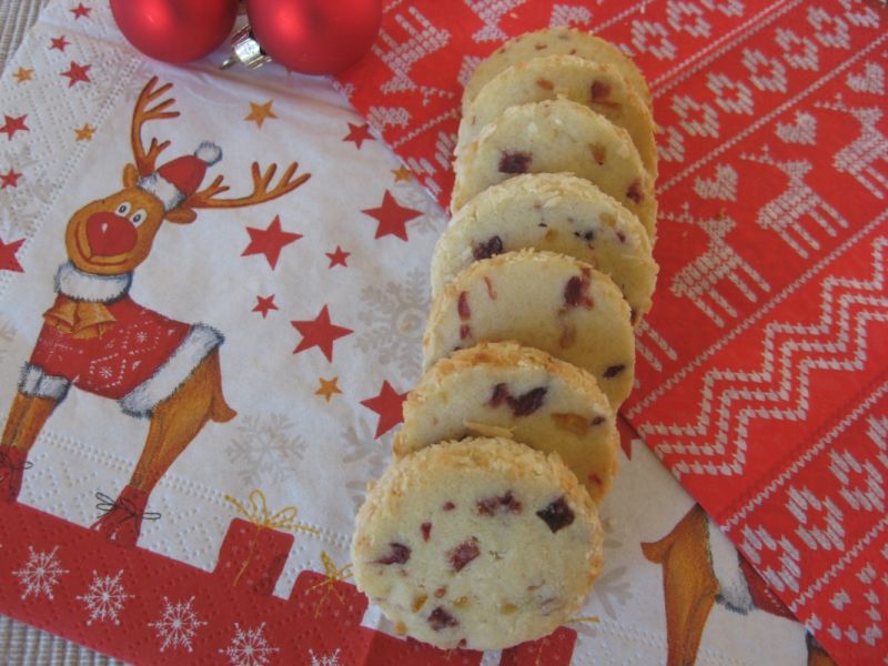 Ciasteczka z suszoną żurawiną Ciasteczka z suszoną żurawiną