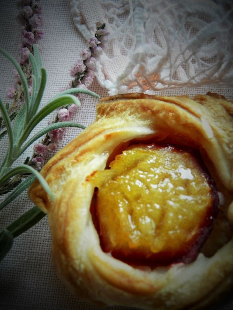 Ciasteczka ze śliwką i marcepanem 