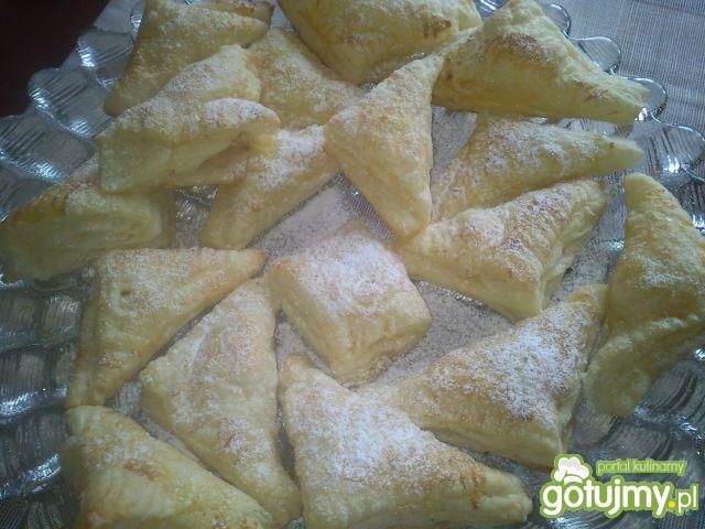 Ciastka francuskie z brzoskwiniami od Ha