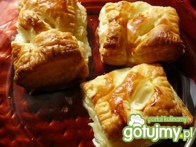 Ciastka francuskie z budyniem Ciastka francuskie z budyniem