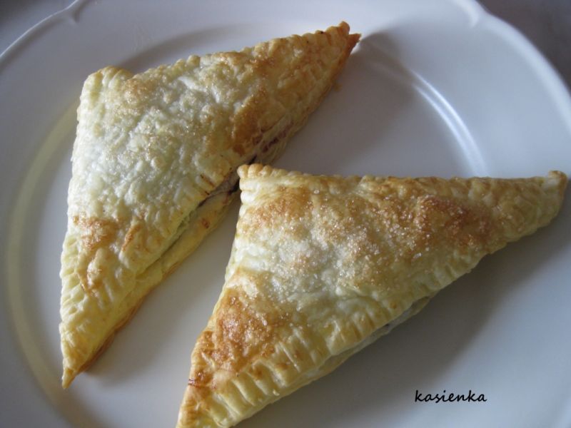 Ciastka francuskie z konfiturą ze świdośliwy Ciastka francuskie z konfiturą ze świdośliwy