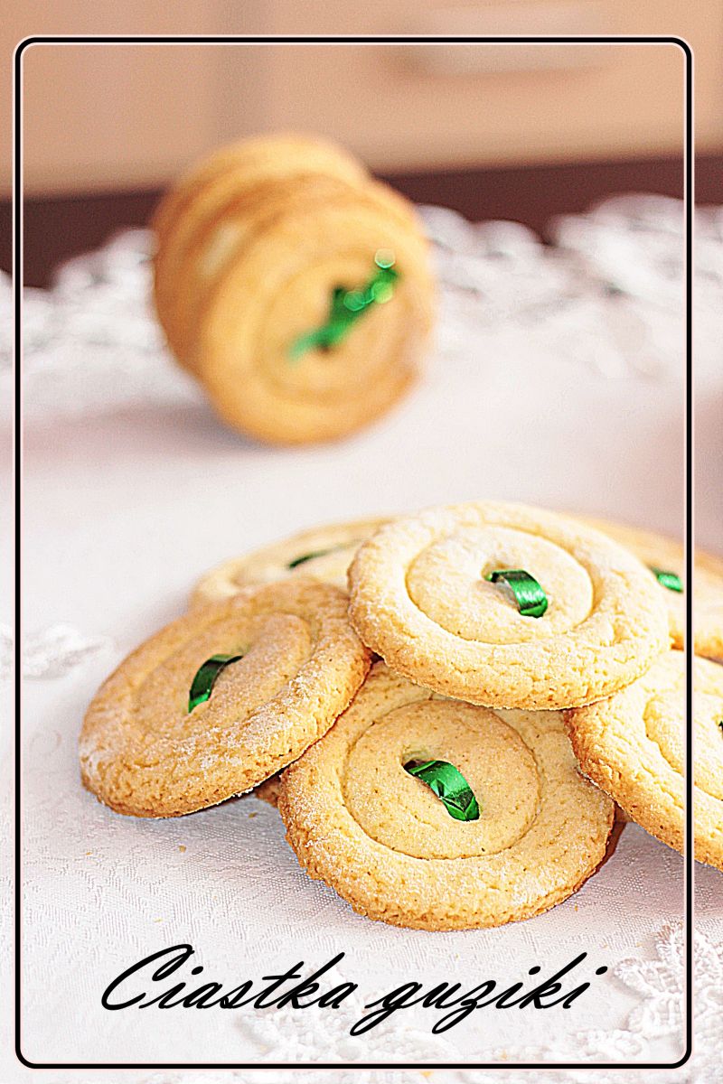 Ciastka guziki pół kruche