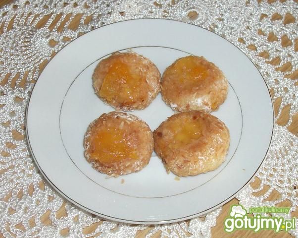 Ciastka kokosowe z brzoskwinią Ciastka kokosowe z brzoskwinią