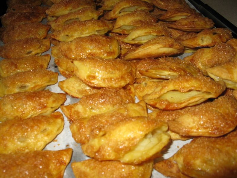 Ciastka śmietanowe z jabłkiem Ciastka śmietanowe z jabłkiem