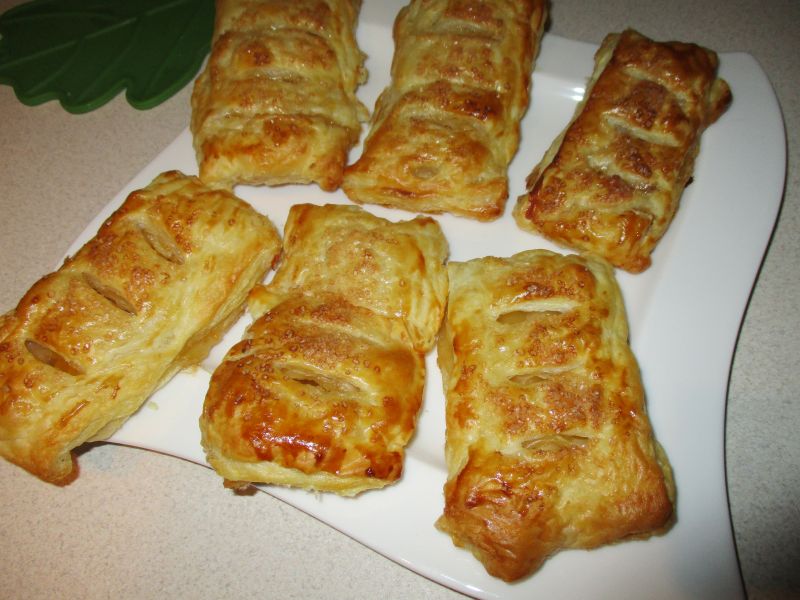 Ciastka z jabłkami i dżemem brzoskwiniowym Ciastka z jabłkami i dżemem brzoskwiniowym