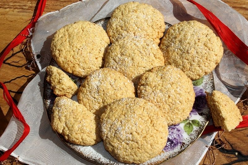 Ciastka z kleiku ryżowego z masłem orzechowym 