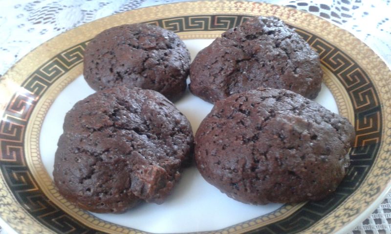 Ciastka z orzechami, czekoladą i żurawiną Ciastka z orzechami, czekoladą i żurawiną