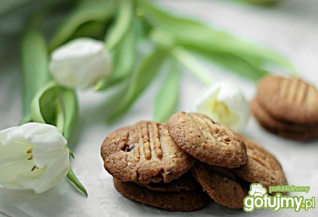 Ciastka z orzechami i syropem klonowym